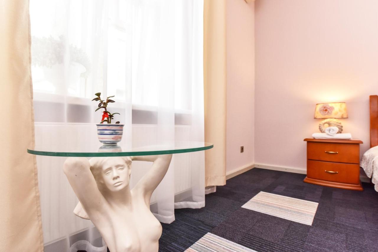 Hotel Jugend With Self Check-In Λιέπαγια Εξωτερικό φωτογραφία